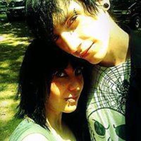 Meet your Posher, Aliesha - Picture 1 of 1